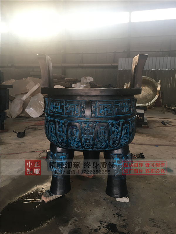 2米三足圓鼎現貨.jpg